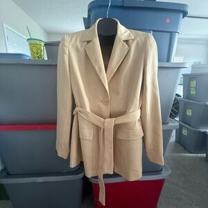Women's Beige Belted Blazerp16